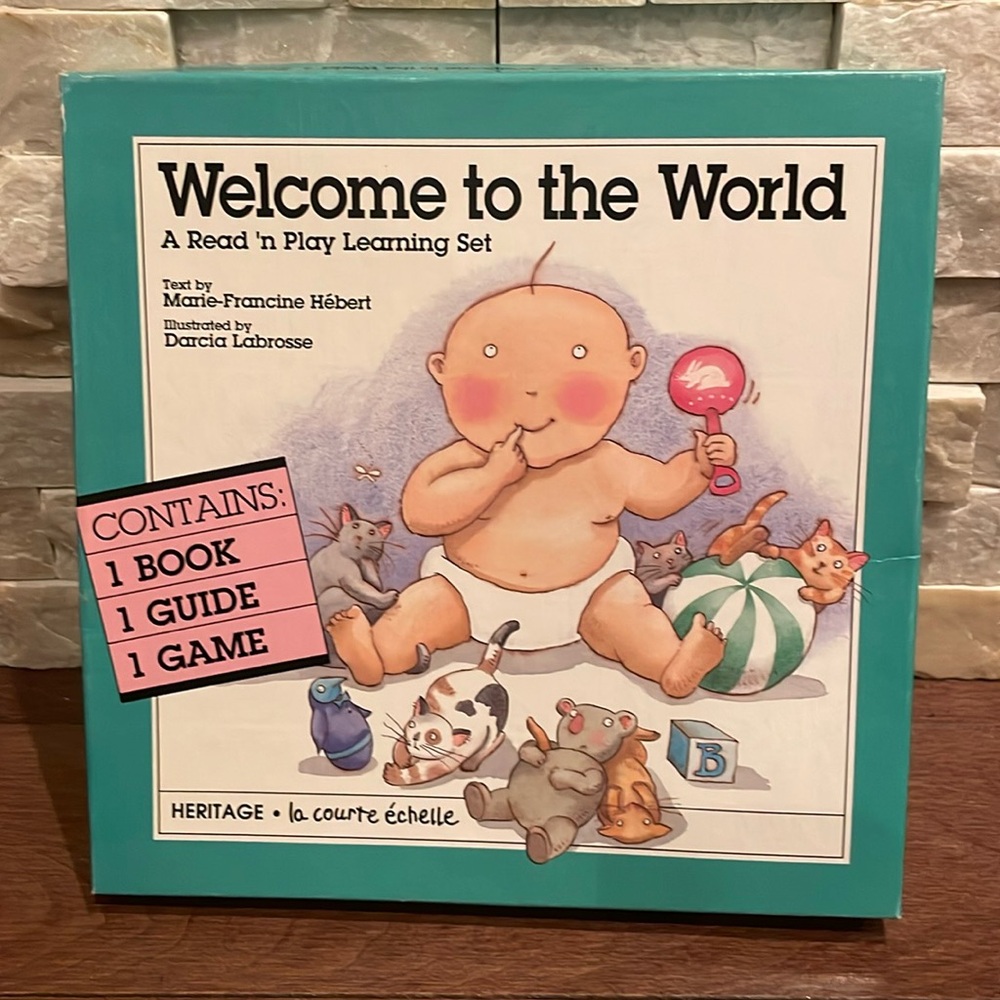 Welcome to the world A Read n’ Play Learning Set